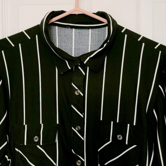 Urban Planet Striped Button Down Shirt Oversized Black White Long Sleeves Large - Picture 4 of 11